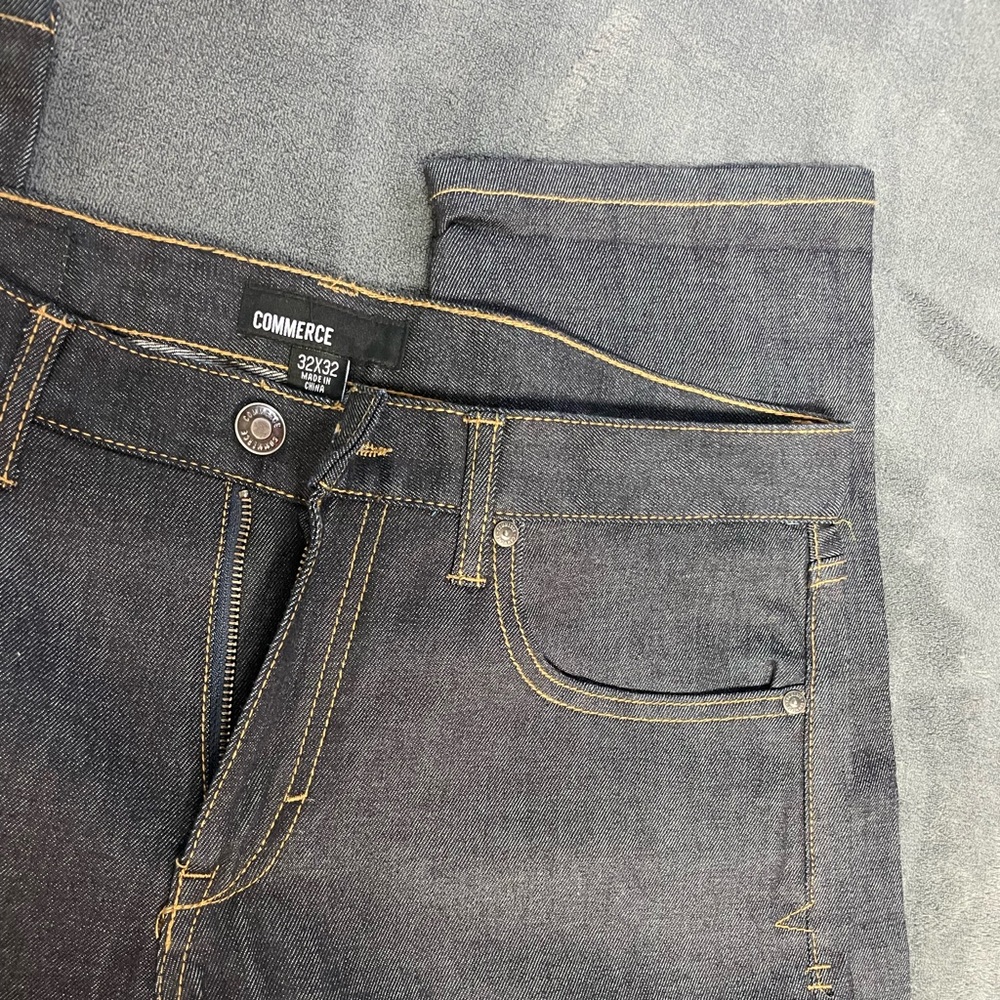 Commerce raw denim
